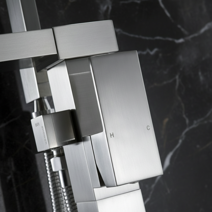 Vrijstaande Badkraan Lisandro – Watervaluitloop – Geborsteld nikkel - 87 × 22 × 15 cm