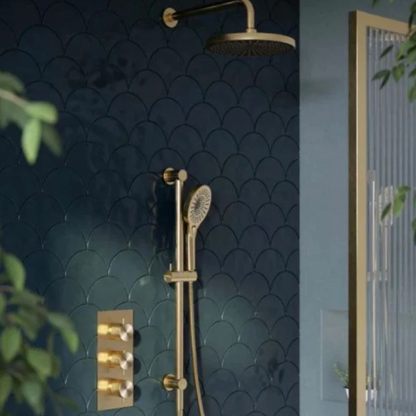 Thermostatiche inbouw regendoucheset Valencia - Luchtdouche - Geborsteld goud