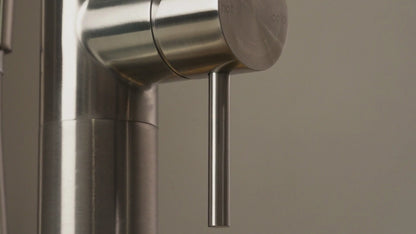 Vrijstaande badmengkraan Capri - Staafhanddouche - Brushed bronze